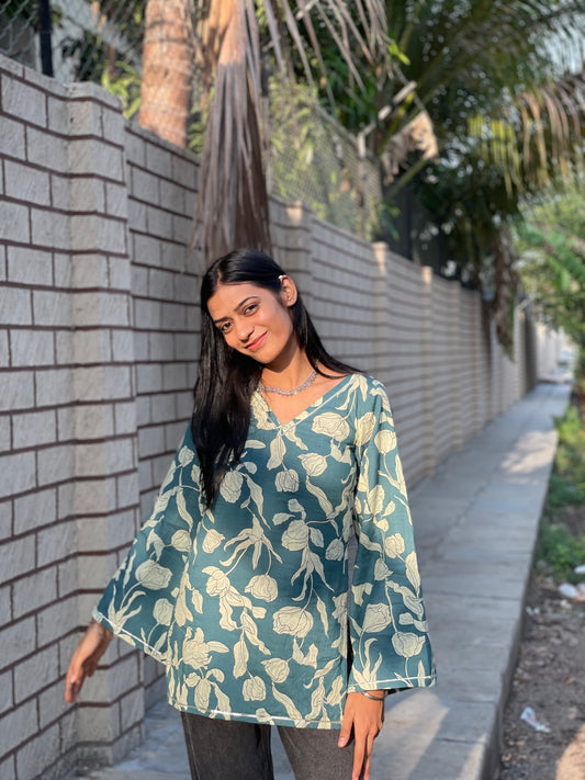 "AMAYA" -bell sleeves short kurti